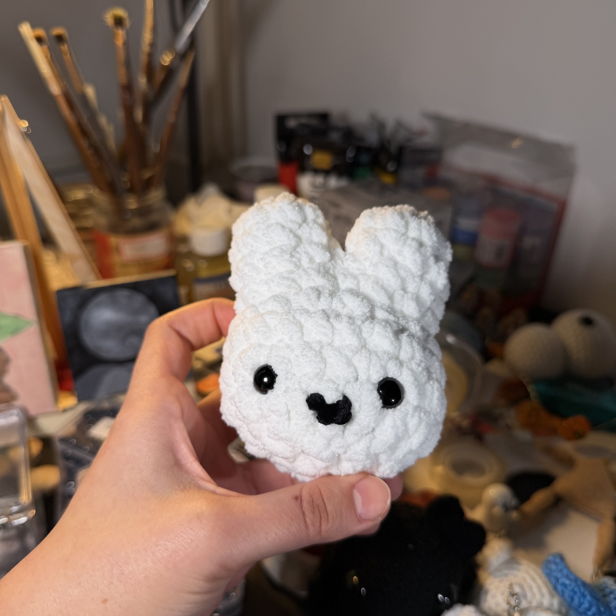Mini Miffy nyuszi horgolt medál - Image 3