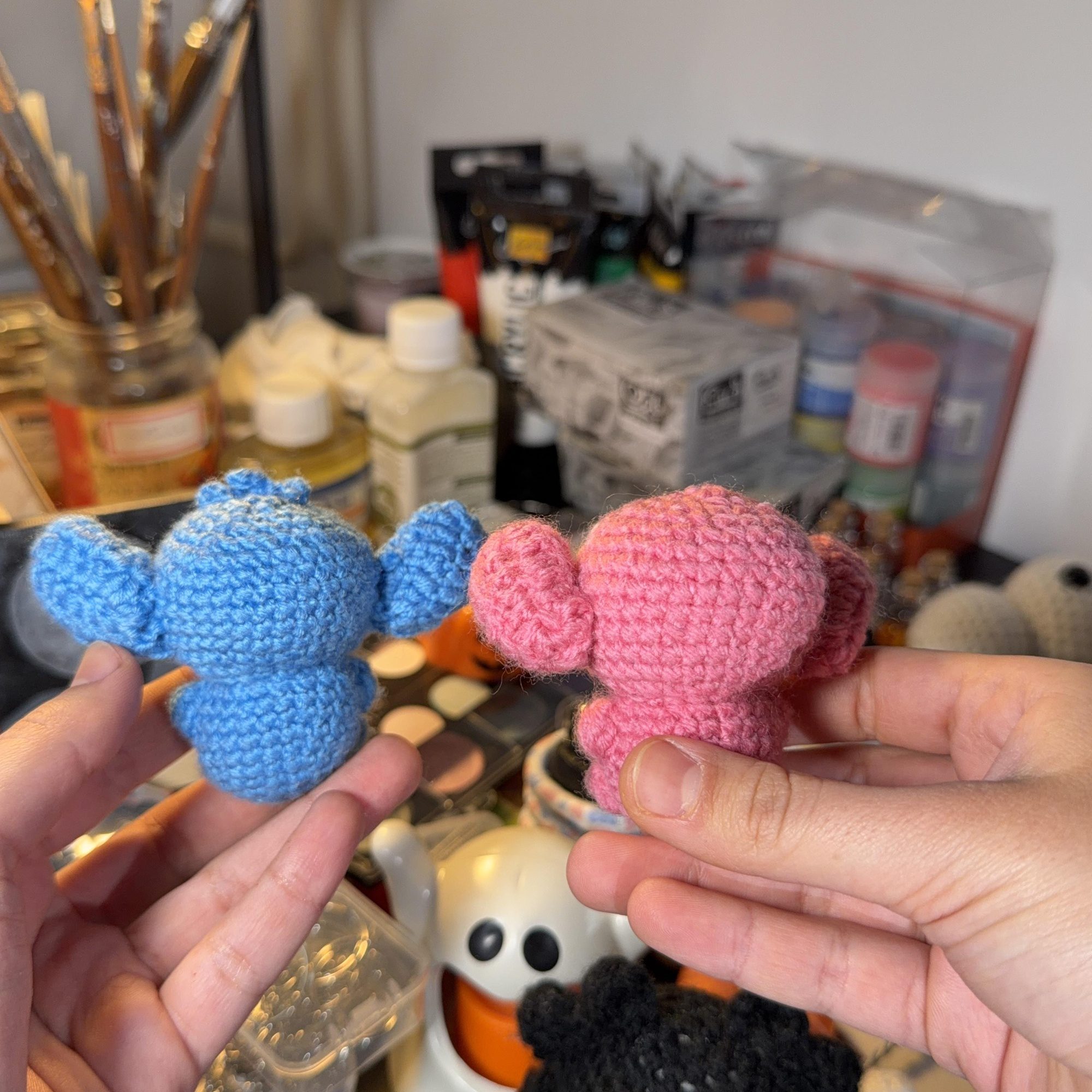 Blue & Pink Alien Couple Crochet Keychain Set - Image 3